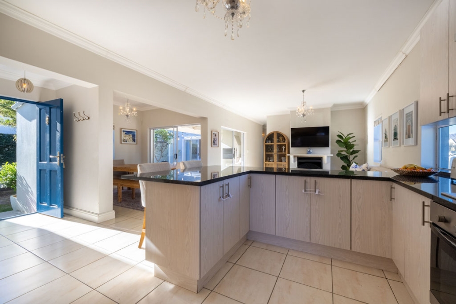 3 Bedroom Property for Sale in Dennegeur Western Cape